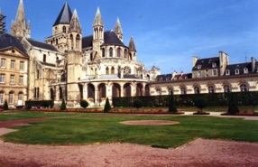 CAEN
Abbaye aux Hommes 
et Eglise St Etienne